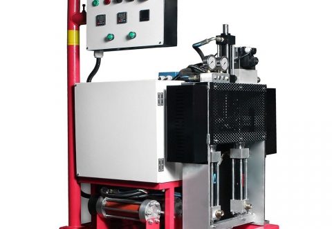 Máy phun trộn pu là gì? Những ứng dụng và ưu điểm vượt trội của máy phun trộn pu